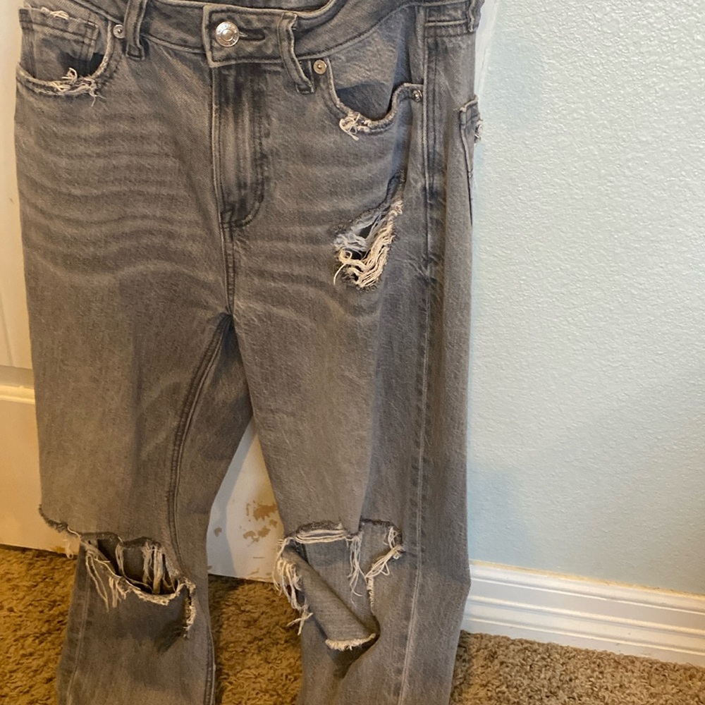 Grey American eagle jeans